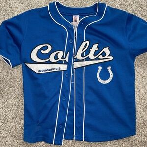 Older Peyton Manning jersey size medium. Super cool style.